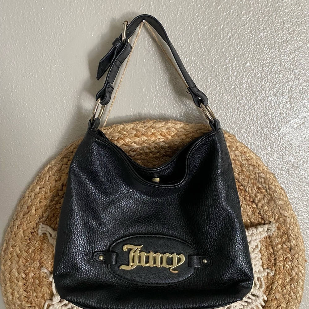 Juicy simple black crossbody